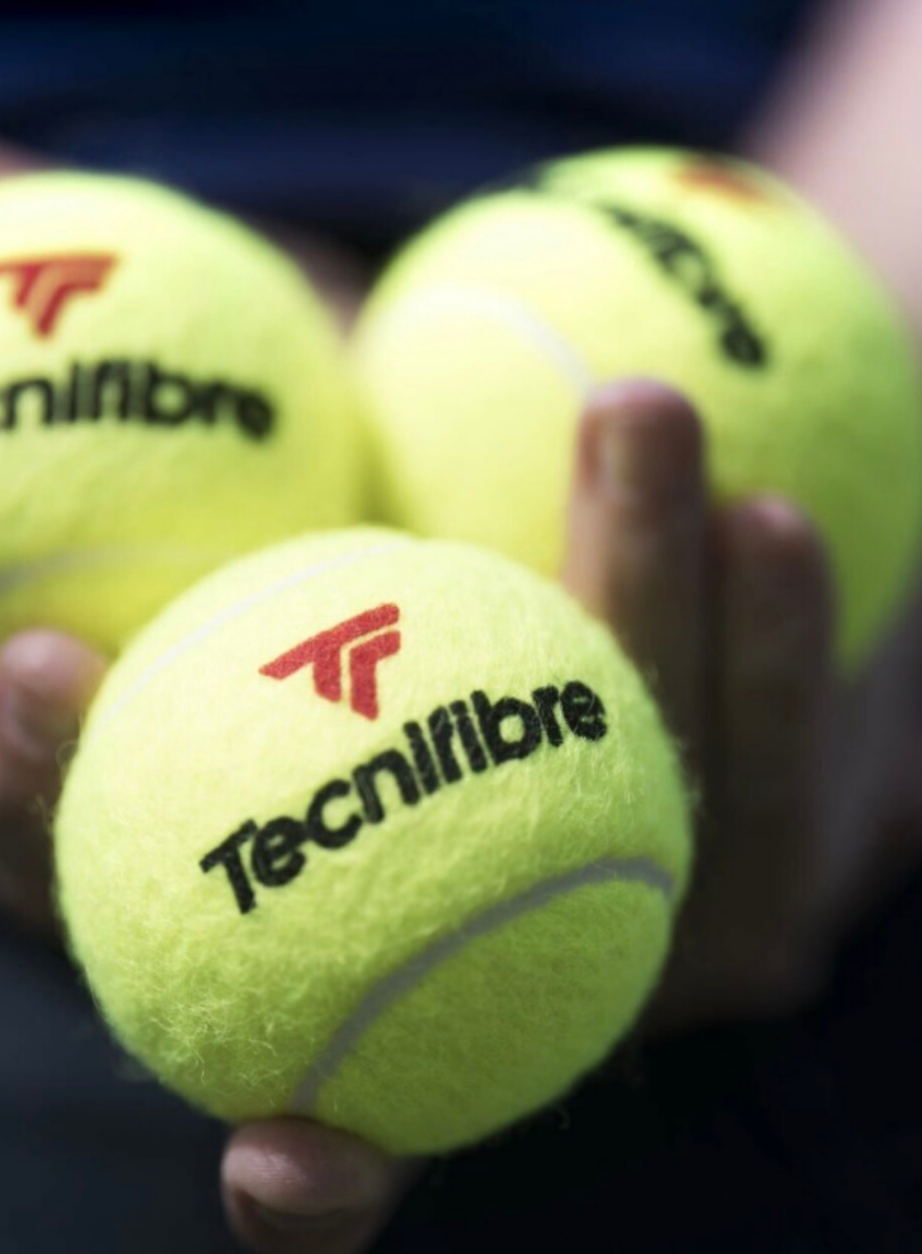 <b>Tecnifibre Tenis Topları</b><div>ALIŞVERİŞE BAŞLA</div>